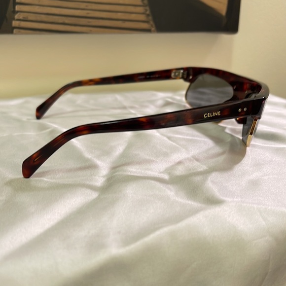 CELINE SUNGLASSES CL40107U 52N - Picture 3 of 12